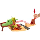 Kép 6/6 - Disney Cars - On the Road Dino Playground Autópálya Készlet - Barlangi Villám McQueen 