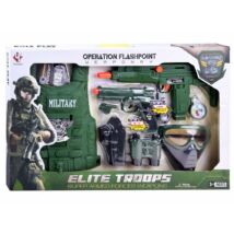 Zöld Katonai Felszerelés Sok Kiegészítővel