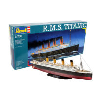 Revell Hajó Makett: R.M.S. Titanic 05210