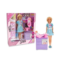 Dea - Gyermek Orvos Kisbabával és Kiegészítőkkel