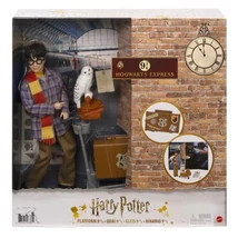 Harry Potter - Harry a 9 és 3/4 ik Vágánynál - Poggyászkocsival Harry Potter - Harry a 9 és 3/4 ik Vágánynál - Poggyászkocsival