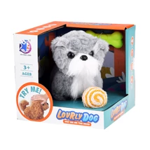 Szürke, aranyos interaktív kutyus sétál, ugat