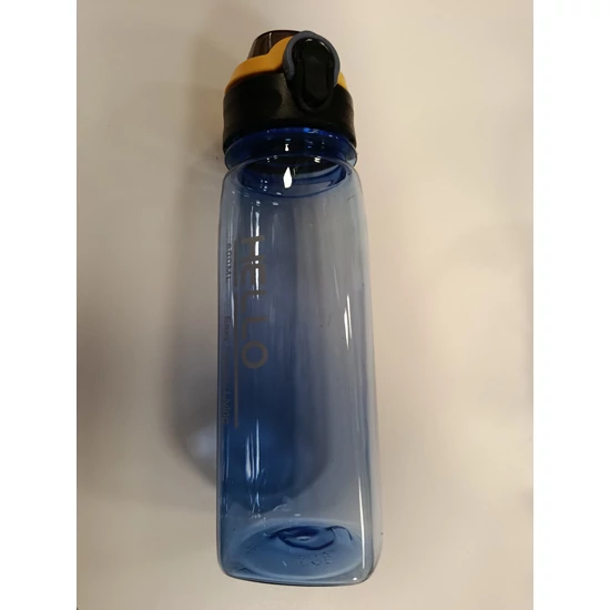 Műanyag Sport Kulacs Többféle 600ml-es